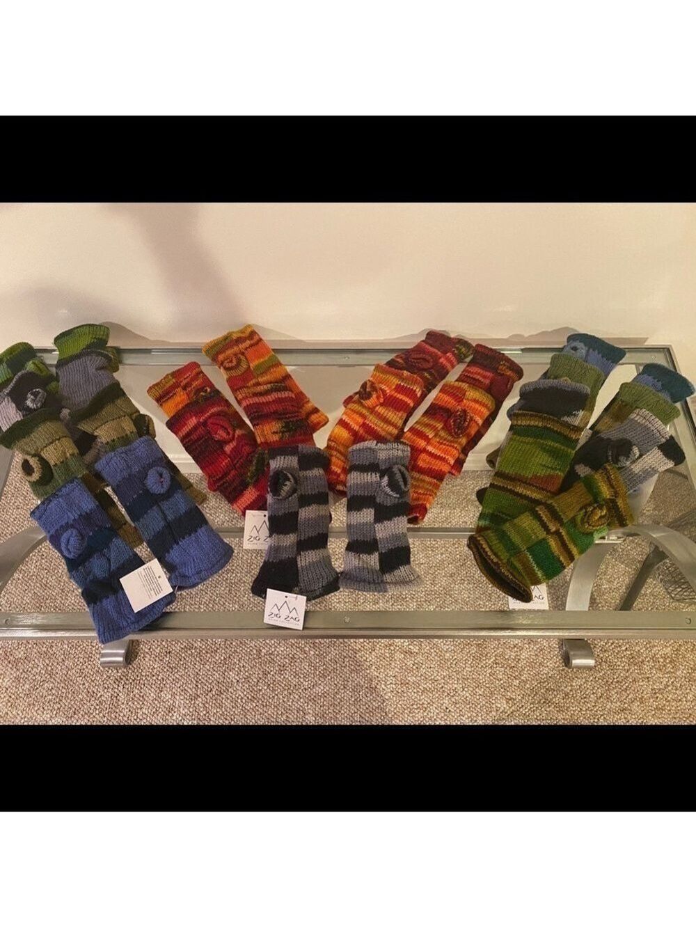 Zig Zag Fingerless Gloves - Boutique (NWT)